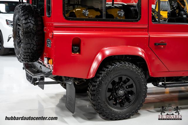 1995 Land Rover Defender 110  - 23025060 - 44