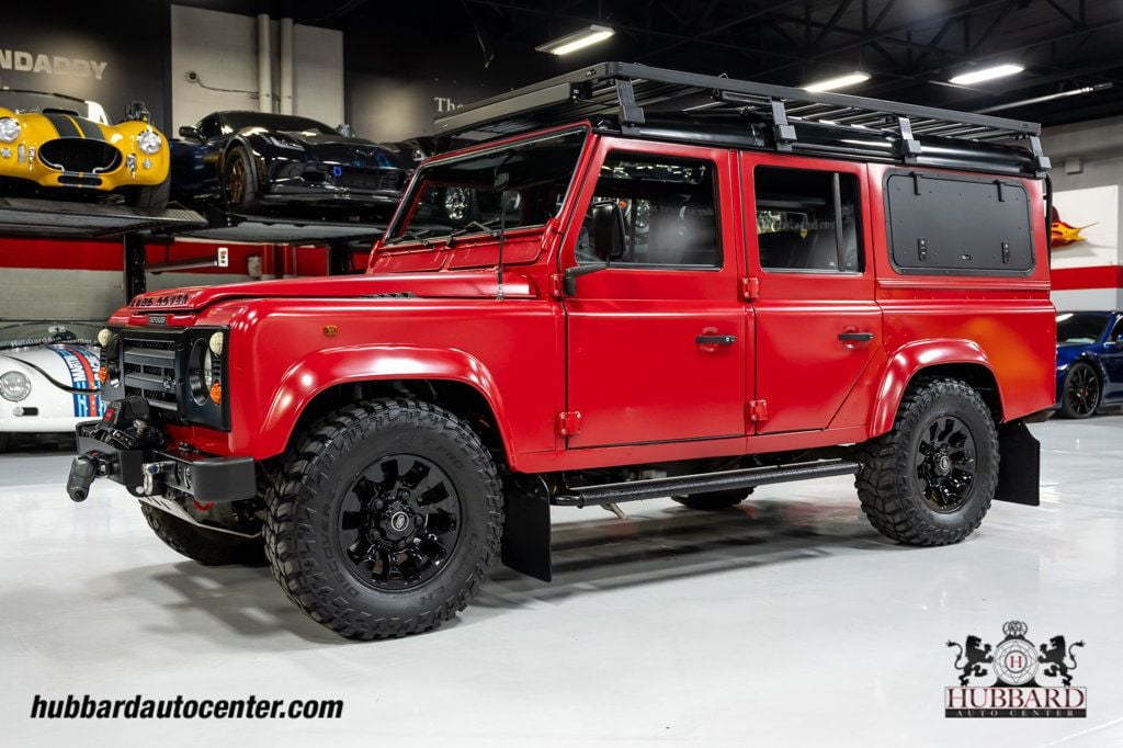 1995 Land Rover Defender 110  - 23025060 - 63