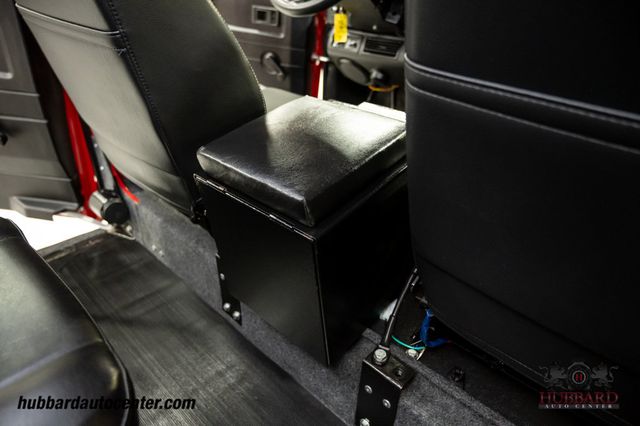 1995 Land Rover Defender 110  - 23025060 - 78