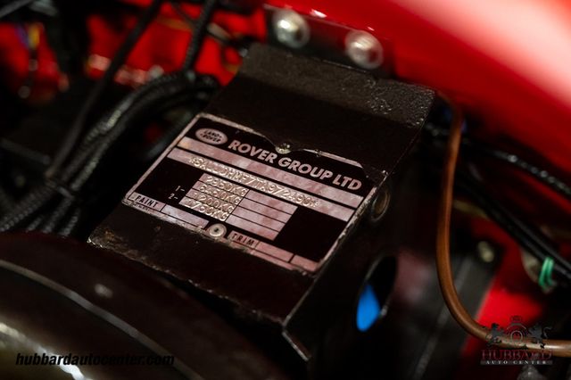 1995 Land Rover Defender 110  - 23025060 - 93