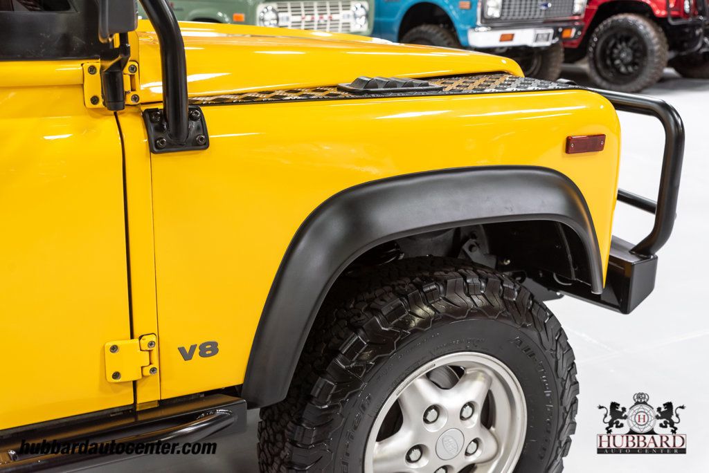1995 Land Rover Defender photo 37