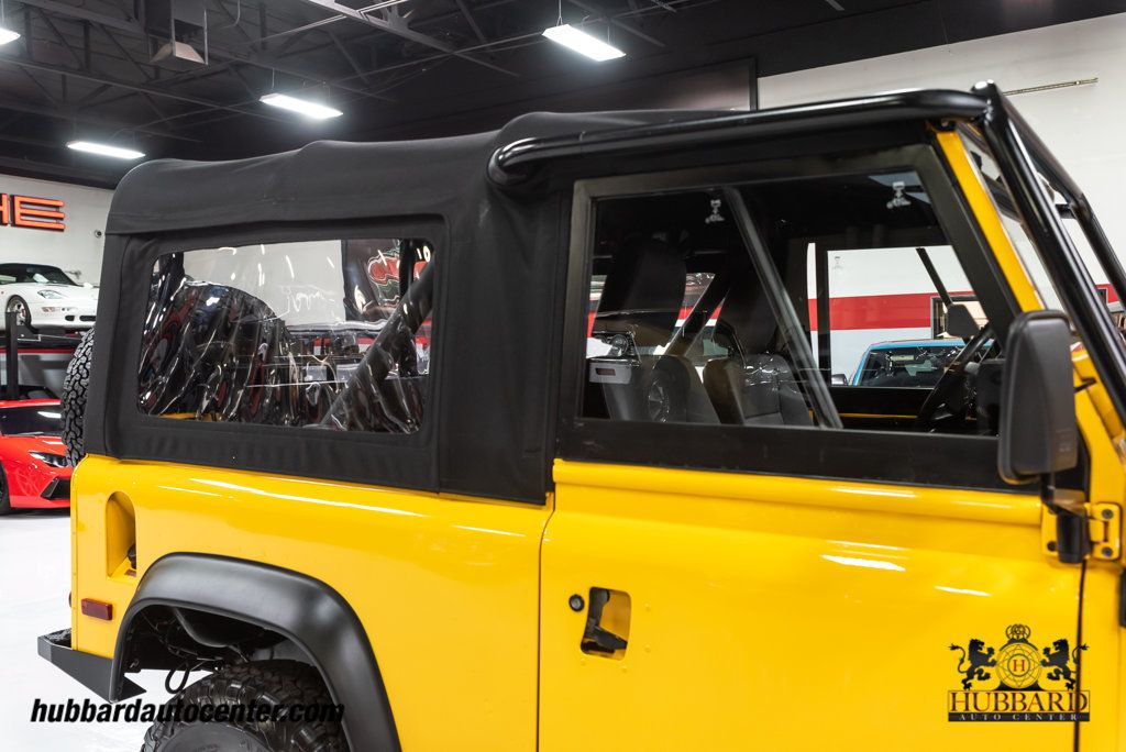 1995 Land Rover Defender photo 40