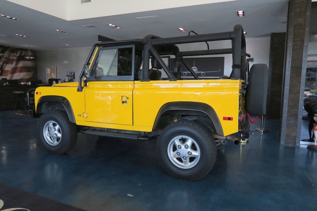 1995 Land Rover Defender 90 2dr Convertible NAS - 21599619 - 10