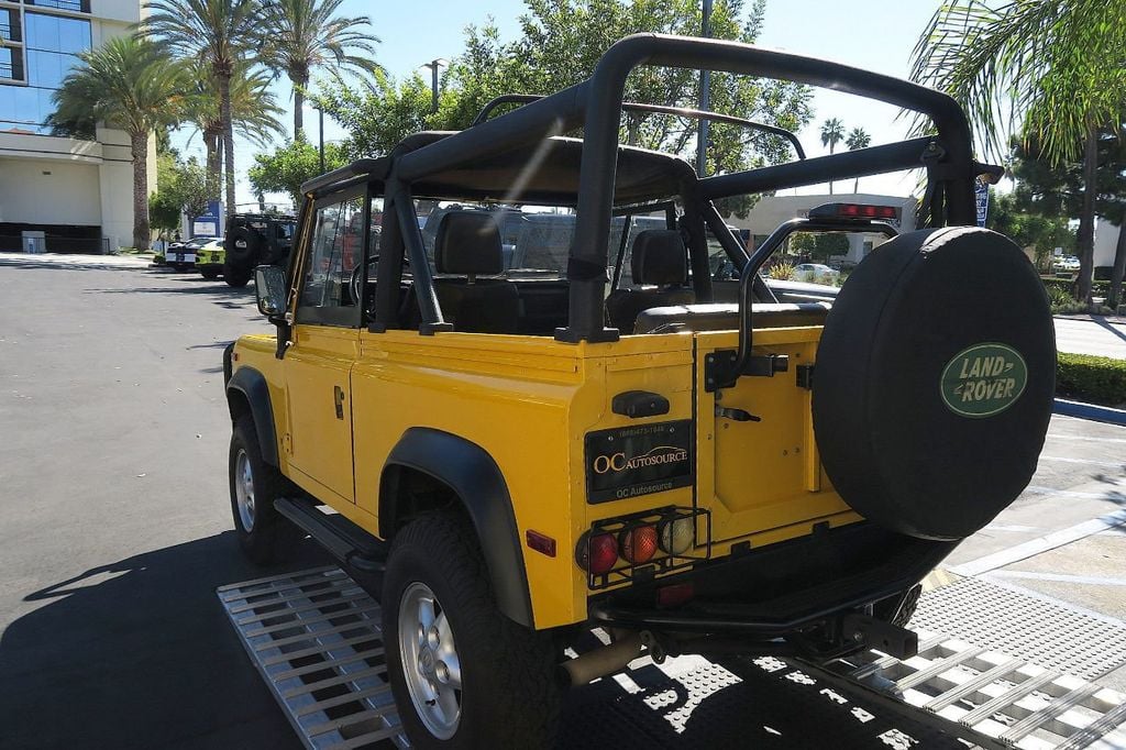 1995 Land Rover Defender 90 2dr Convertible NAS - 21599619 - 6