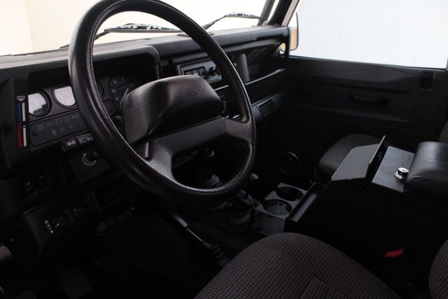 1995 Land Rover Defender 90 NAS SW - 21020542 - 4