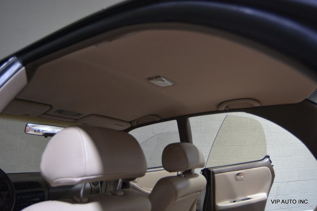 1995 Lexus ES 300 Base Trim - 22833923 - 19