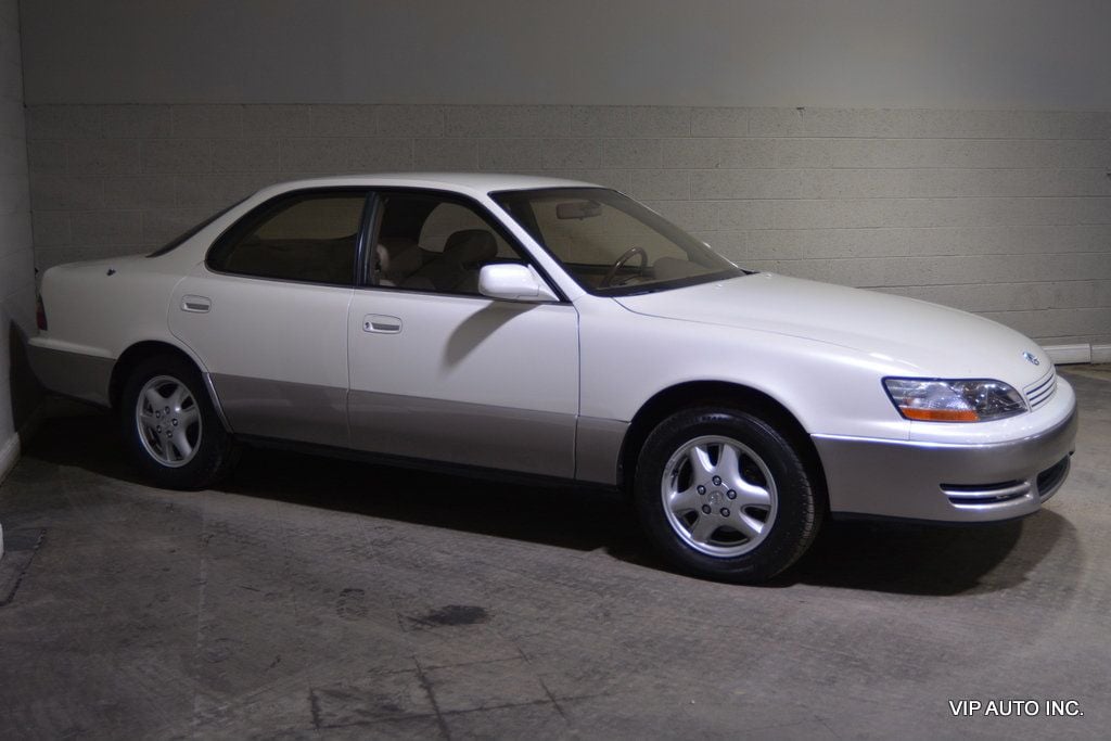 1995 Lexus ES 300 Base Trim - 22833923 - 26