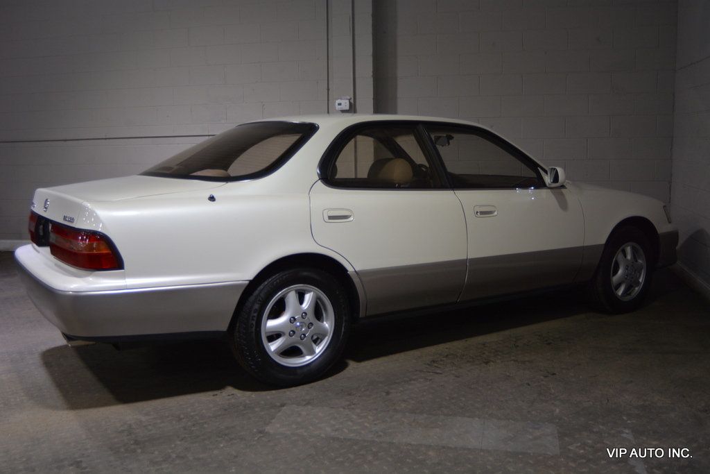 1995 Lexus ES 300 Base Trim - 22833923 - 29