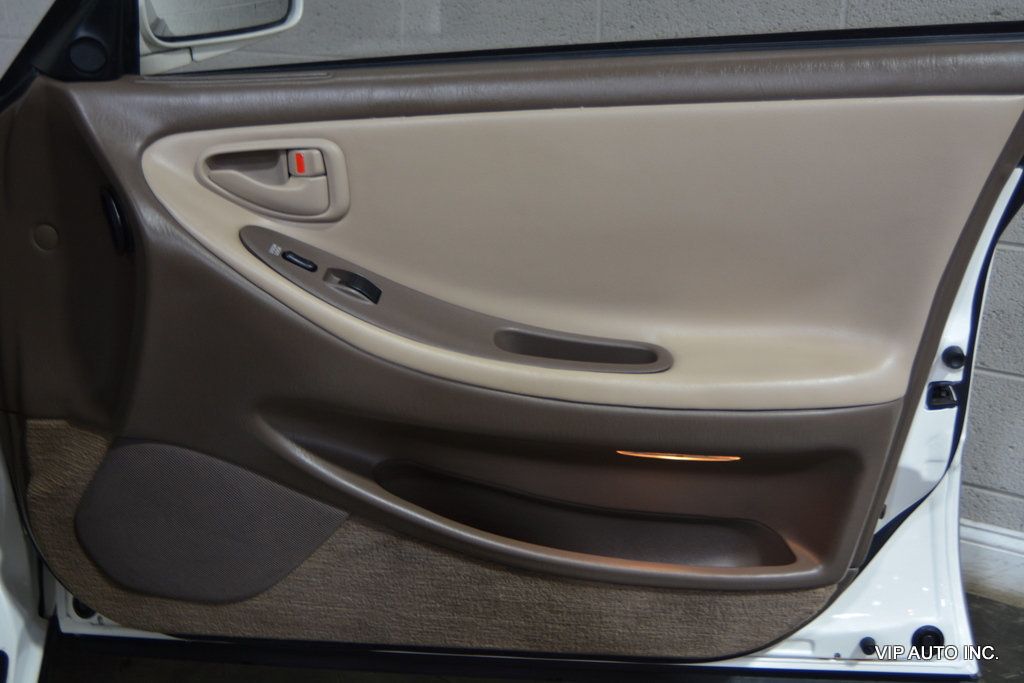 1995 Lexus ES 300 Base Trim - 22833923 - 5
