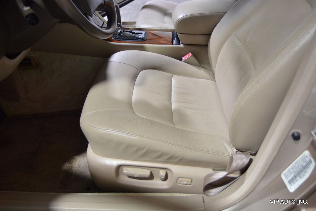 1995 Lexus LS 400 Base Trim - 22880937 - 16