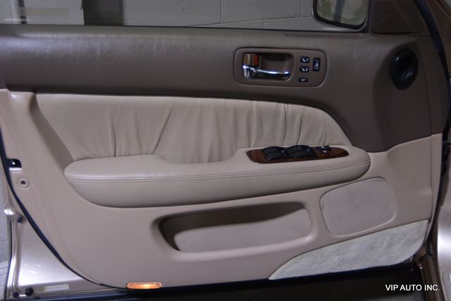 1995 Lexus LS 400 Base Trim - 22880937 - 24