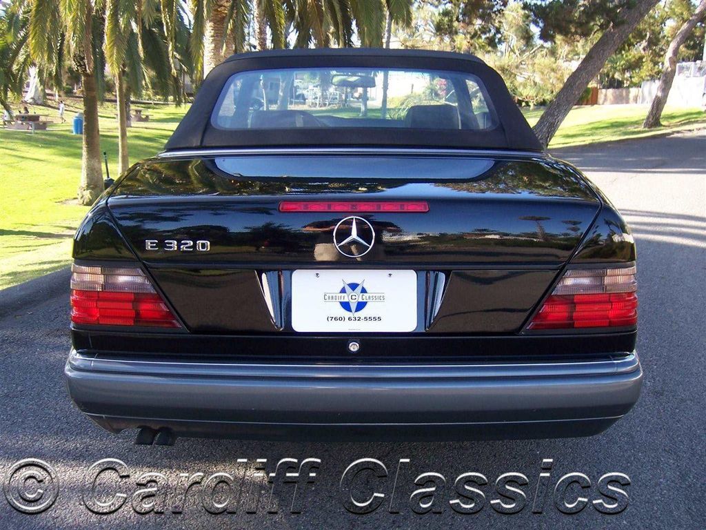 1995 Mercedes-Benz E Class E Class 2dr Cabriolet 3.2L - 12392684 - 35