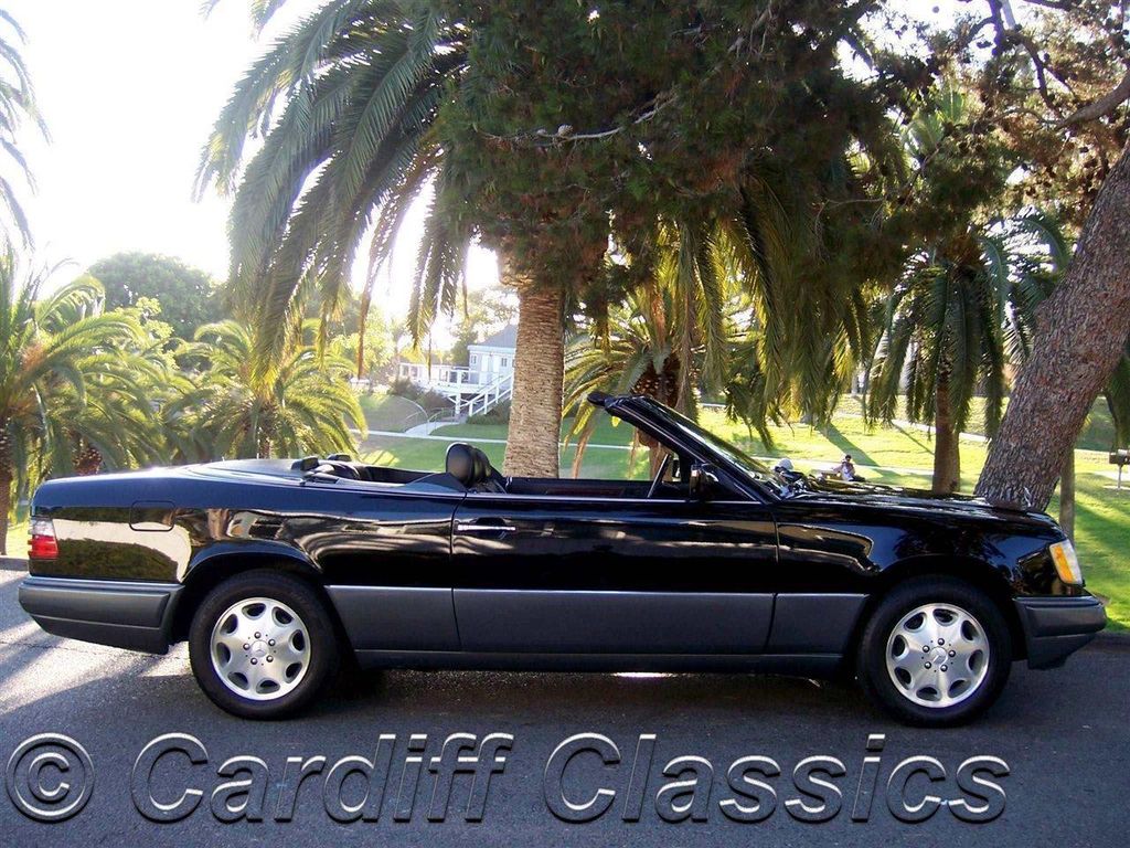 1995 Mercedes-Benz E Class E Class 2dr Cabriolet 3.2L - 12392684 - 3