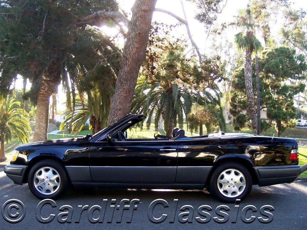 1995 Mercedes-Benz E Class E Class 2dr Cabriolet 3.2L - 12392684 - 4