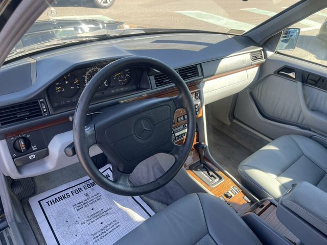 1995 Mercedes-Benz E Class E Class 4dr Sedan 3.0L Diesel - 23100086 - 11