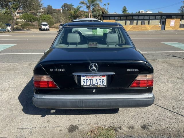 1995 Mercedes-Benz E Class E Class 4dr Sedan 3.0L Diesel - 23100086 - 3