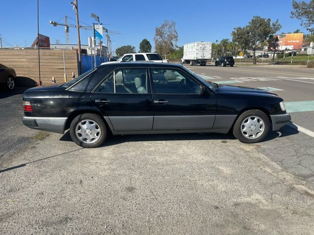1995 Mercedes-Benz E Class E Class 4dr Sedan 3.0L Diesel - 23100086 - 5