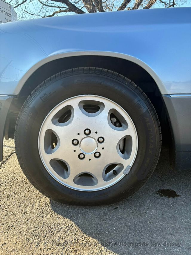 1995 Mercedes-Benz E Class E Class 4dr Sedan 3.0L Diesel - 22996442 - 43