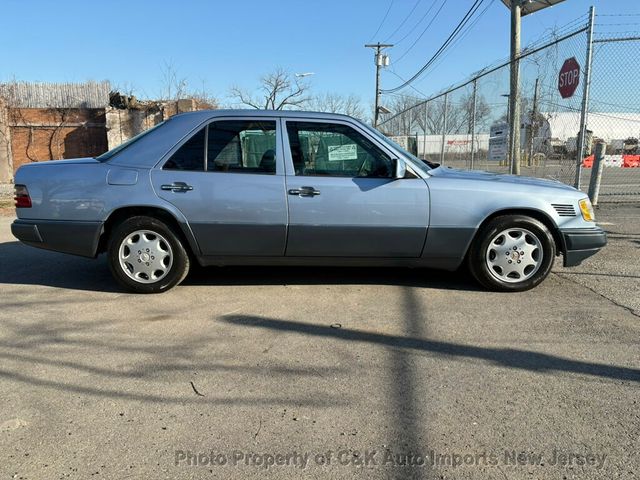 1995 Mercedes-Benz E Class E Class 4dr Sedan 3.0L Diesel - 22996442 - 6