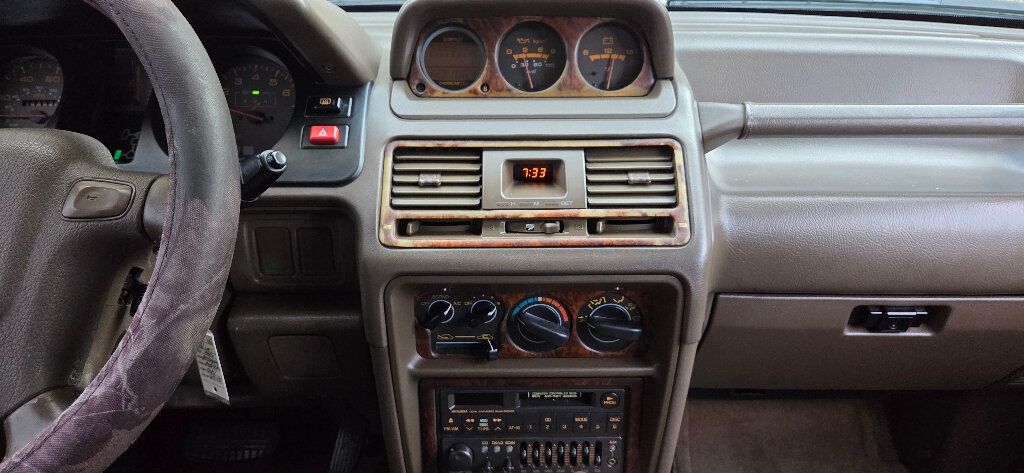 1995 Mitsubishi Montero Rare 4x4 3rd Row California CLEAN Cold AC Loaded 615-300-6004 - 22887165 - 26