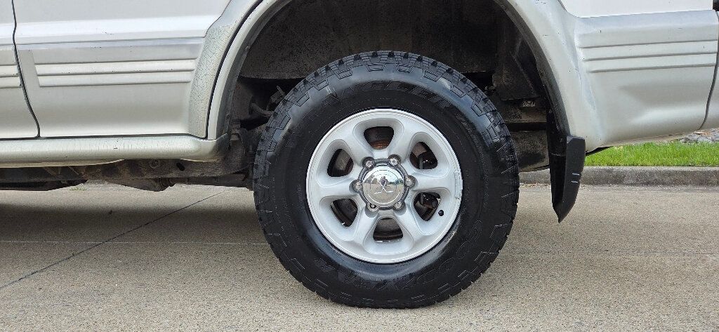 1995 Mitsubishi Montero Rare 4x4 3rd Row California CLEAN Cold AC Loaded 615-300-6004 - 22887165 - 34