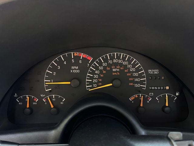 1995 Pontiac Firebird CLEAN CARFAX, ONE OWNER, TRANS AM, LOCKING HATCH ROOF, SPOILER - 23010997 - 18