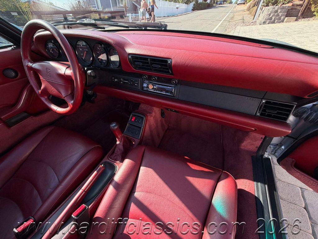 1995 Porsche 911 C4 Cab 993  - 23025593 - 32
