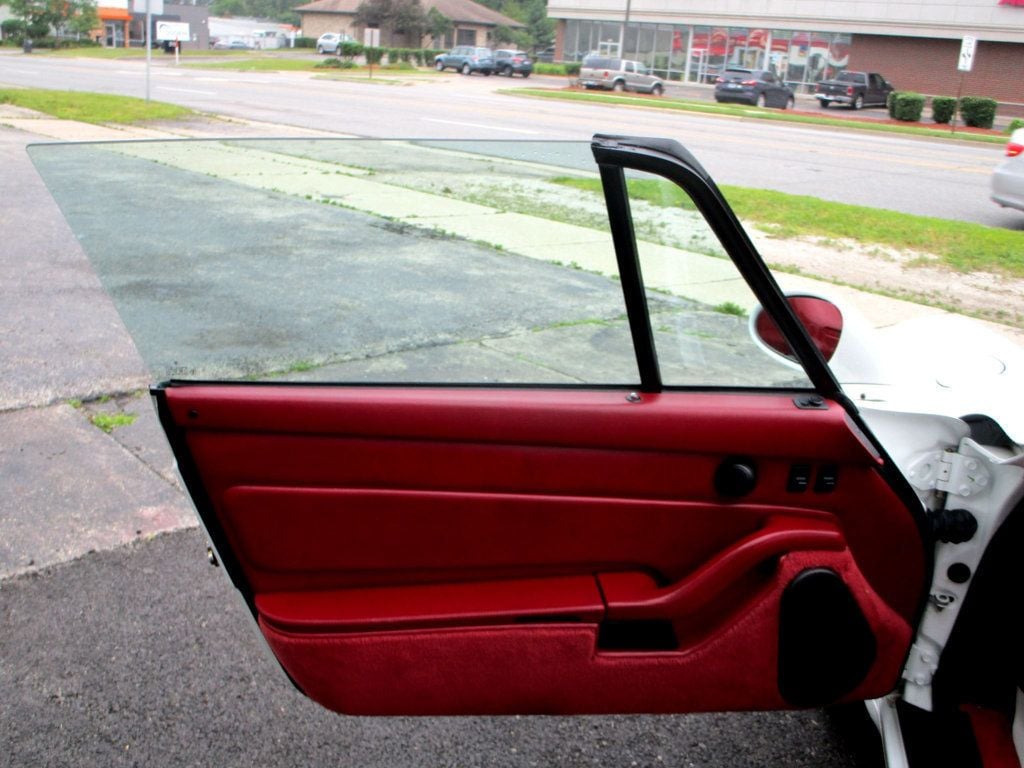 1995 Porsche 911 Cabriolet photo 29
