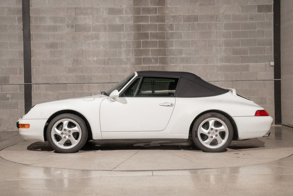 Porsche 911 photo 11