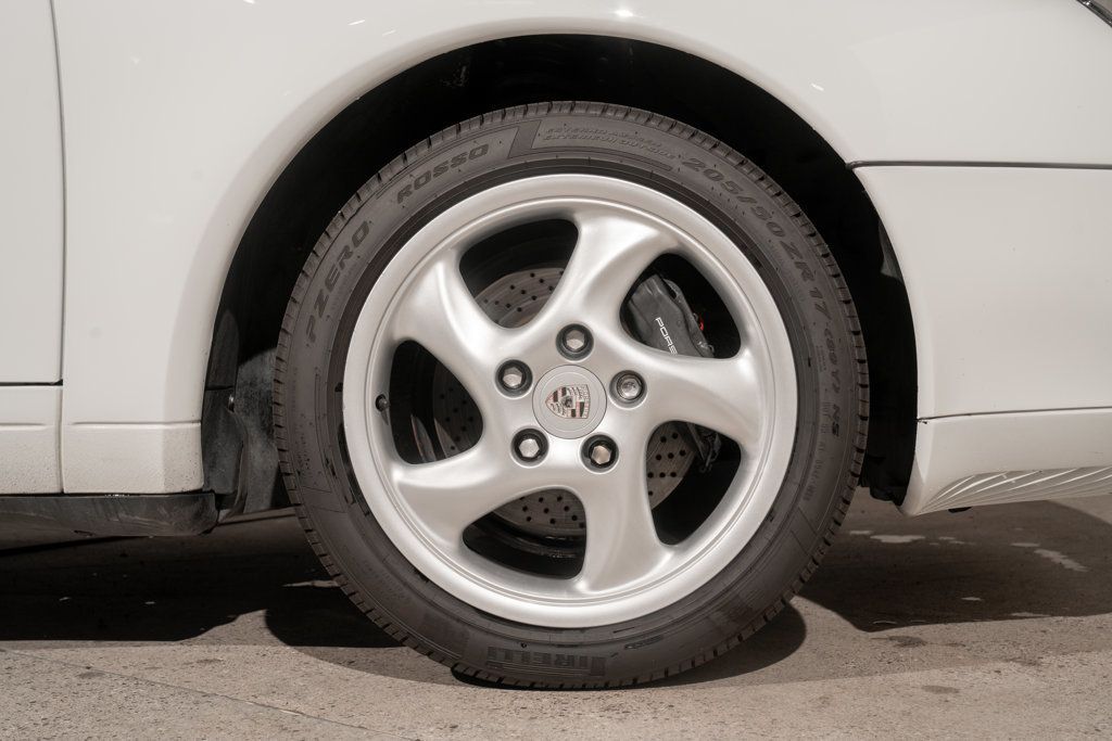 Porsche 911 photo 42