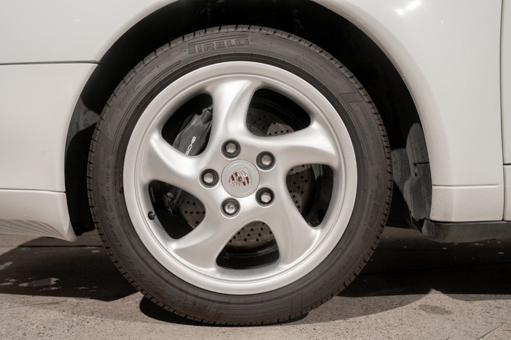 Porsche 911 photo 44