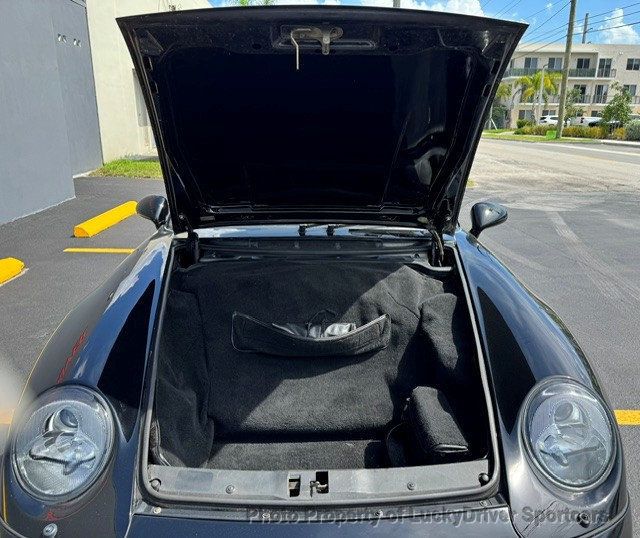 1995 Porsche 911 Carrera 2dr Coupe Carrera 6-Speed Manual - 23041475 - 32