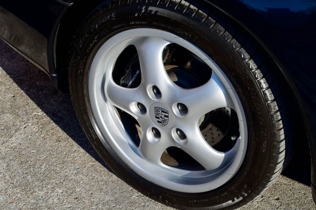 1995 Porsche 911 Carrera Cabriolet/6-Speed Manual/Pwr Windows-Locks/Cruise Control - 22964562 - 22