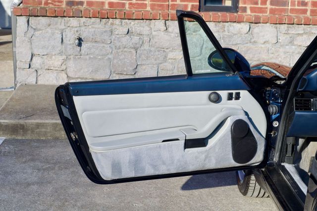 1995 Porsche 911 Carrera Cabriolet/6-Speed Manual/Pwr Windows-Locks/Cruise Control - 22964562 - 25