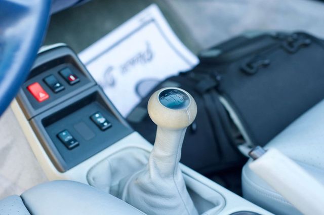 1995 Porsche 911 Carrera Cabriolet/6-Speed Manual/Pwr Windows-Locks/Cruise Control - 22964562 - 35