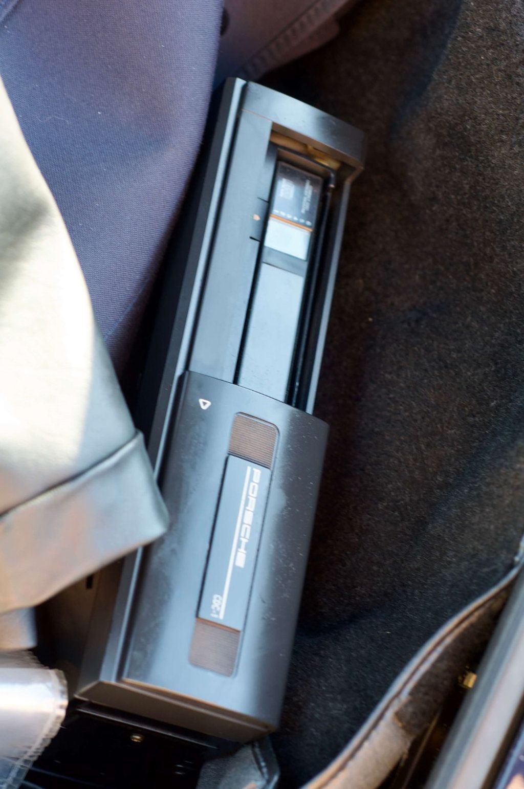 1995 Porsche 911 Carrera Cabriolet/6-Speed Manual/Pwr Windows-Locks/Cruise Control - 22964562 - 36