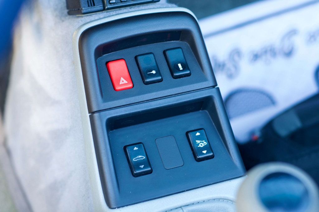 1995 Porsche 911 Carrera Cabriolet/6-Speed Manual/Pwr Windows-Locks/Cruise Control - 22964562 - 39