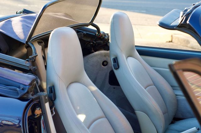 1995 Porsche 911 Carrera Cabriolet/6-Speed Manual/Pwr Windows-Locks/Cruise Control - 22964562 - 42