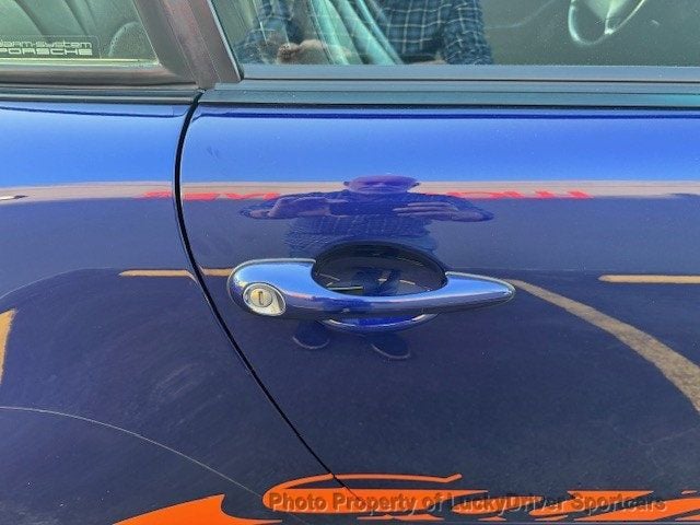 1995 Porsche 993 CARRERA 1995 Porsche 993 Carrera Coupe  - 22977505 - 32