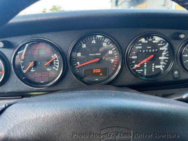 1995 Porsche 993 CARRERA 1995 Porsche 993 Carrera Coupe  - 22977505 - 52