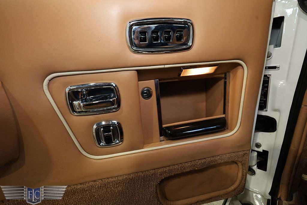 1995 Rolls-Royce Corniche S - 23047690 - 24
