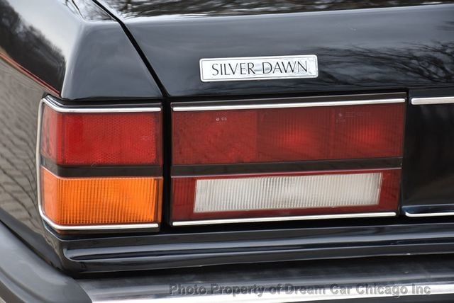 1995 Rolls-Royce Silver Dawn  - 22958260 - 18