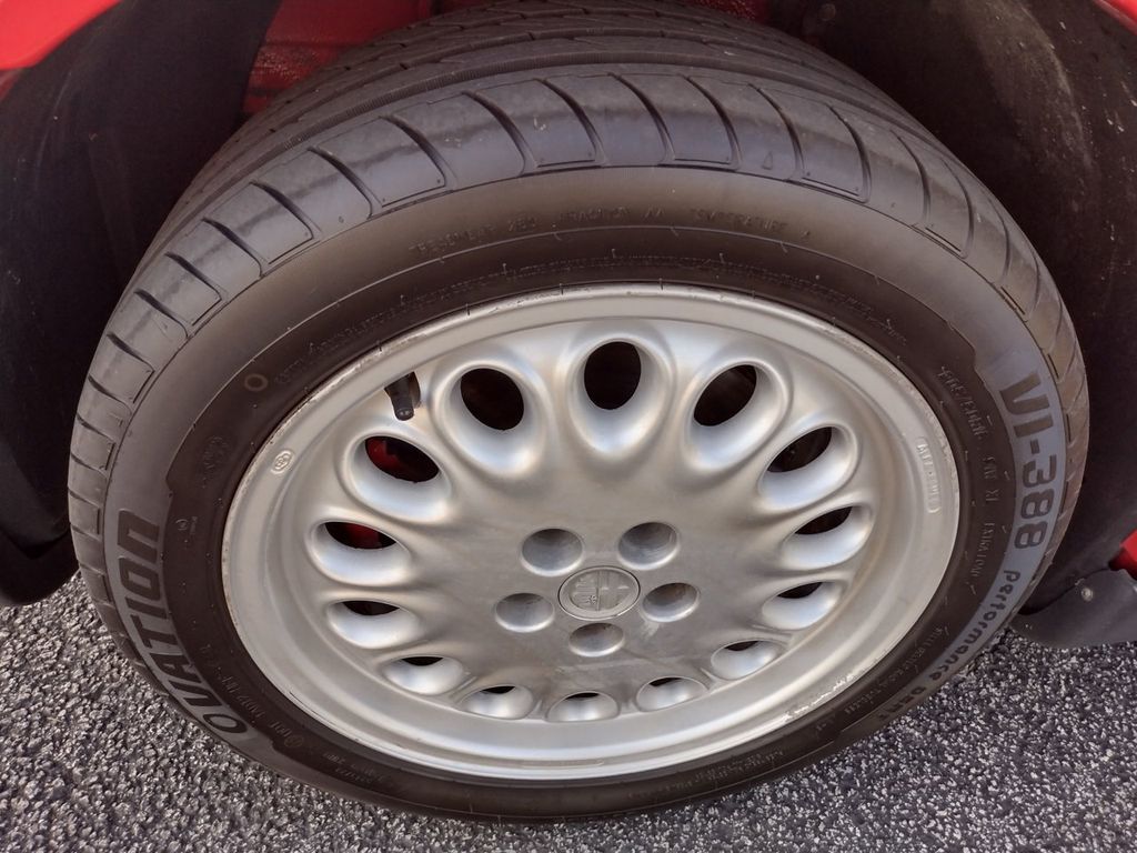 1996 Alfa Romeo Spider 2dr Stickshift Convertible Pininfarina - 22875247 - 38