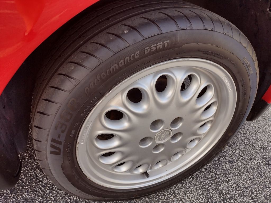 1996 Alfa Romeo Spider 2dr Stickshift Convertible Pininfarina - 22875247 - 39