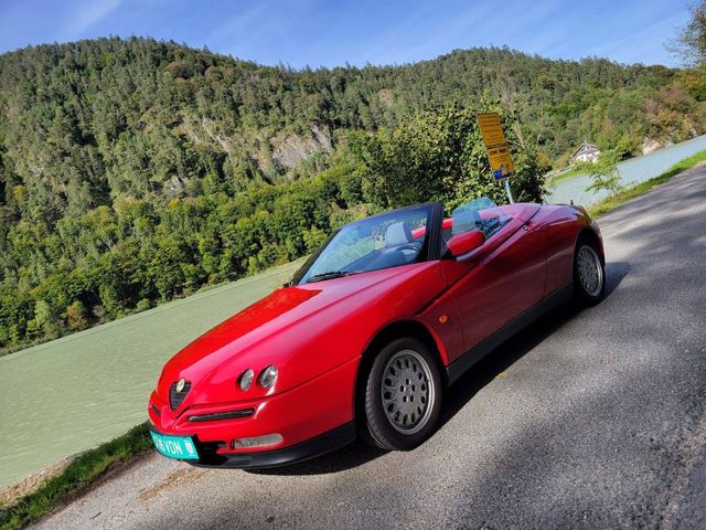 1996 Alfa Romeo Spider 2dr Stickshift Convertible Pininfarina - 22875247 - 44