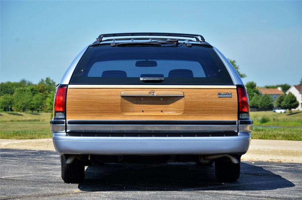 1996 Buick Roadmaster 4dr Wagon Estate Collectors Edition - 20255448 - 40
