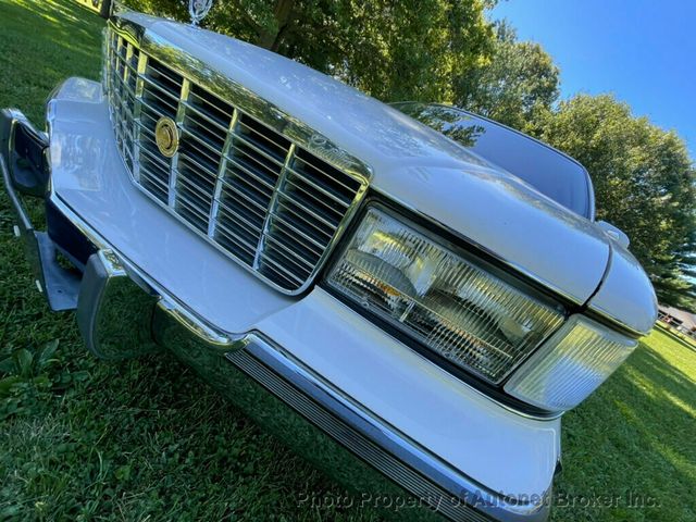 1996 Cadillac Fleetwood Brougham - 22587182 - 33