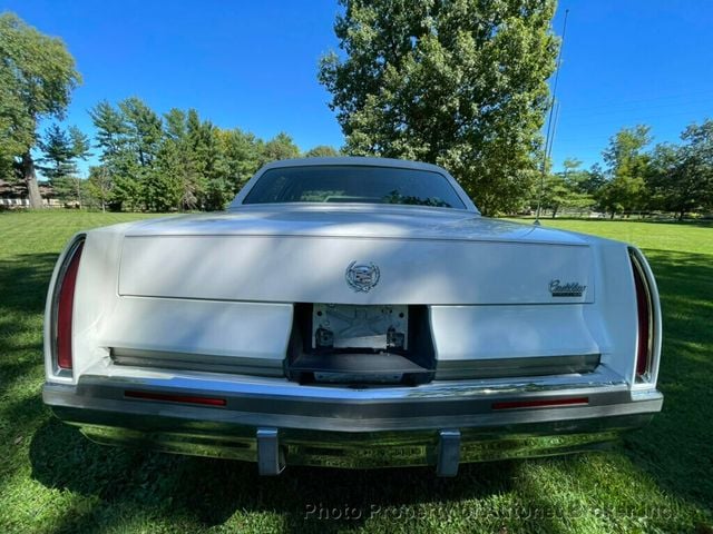 1996 Cadillac Fleetwood Brougham - 22587182 - 6