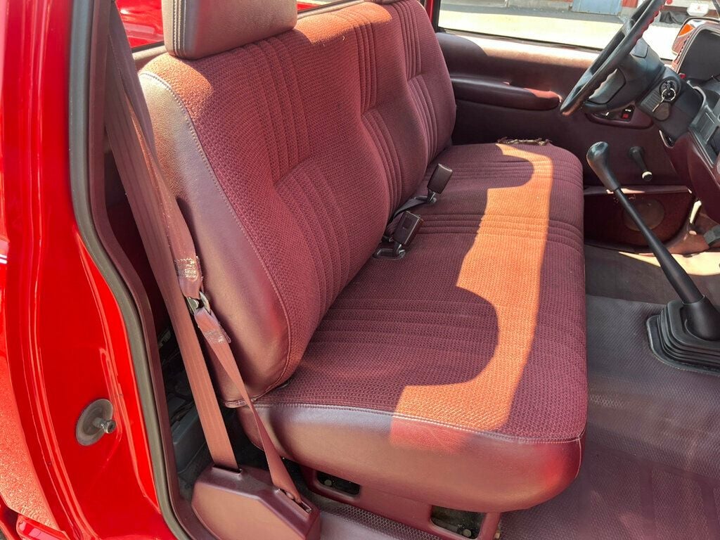 1996 Chevrolet Silverado photo 33