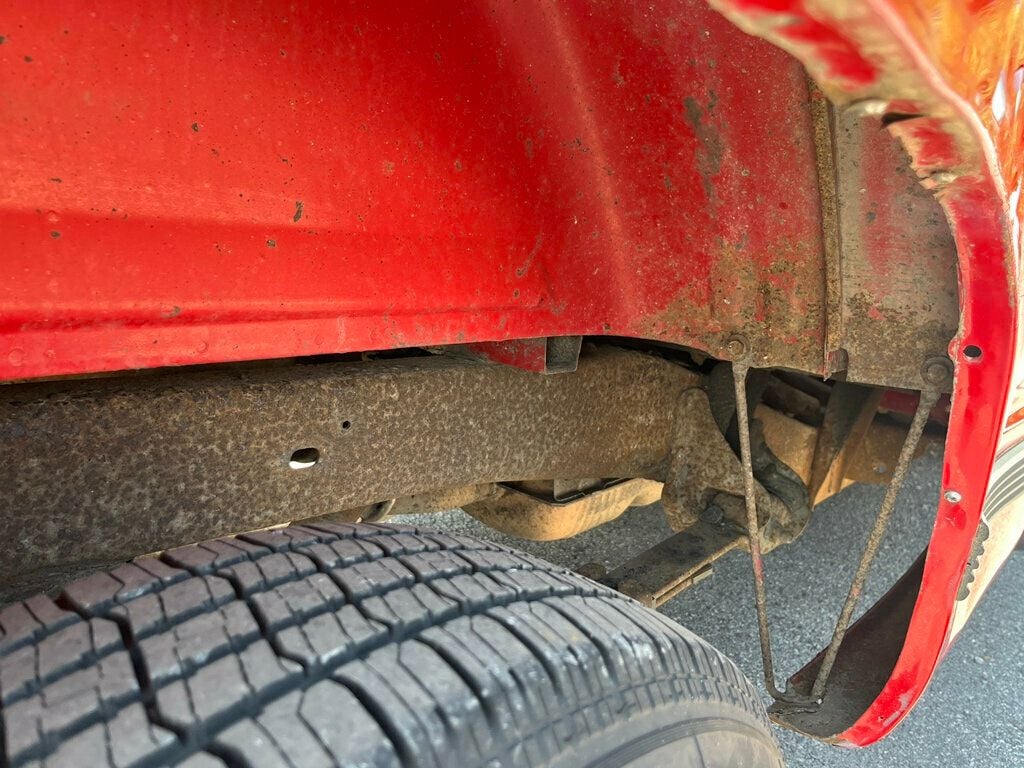 1996 Chevrolet Silverado photo 36